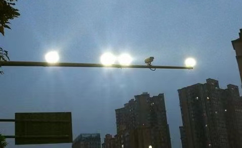 抓拍閃光燈太刺眼？豐上光電來解決！